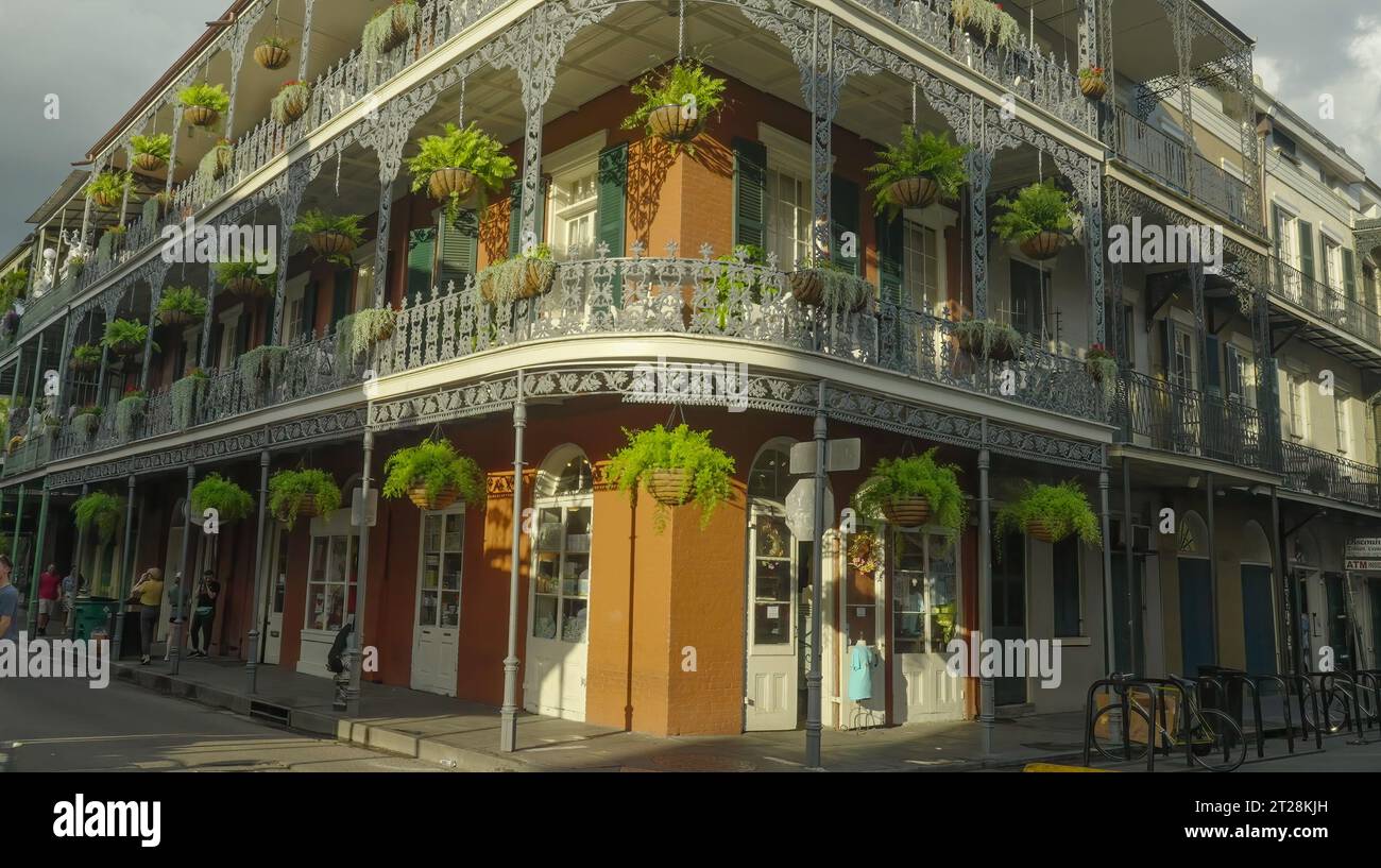 Building french quarter hi-res stock photography and images - Alamy