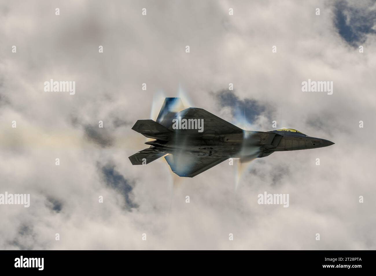 Usaf f 22 raptor fighter hi-res stock photography and images - Alamy