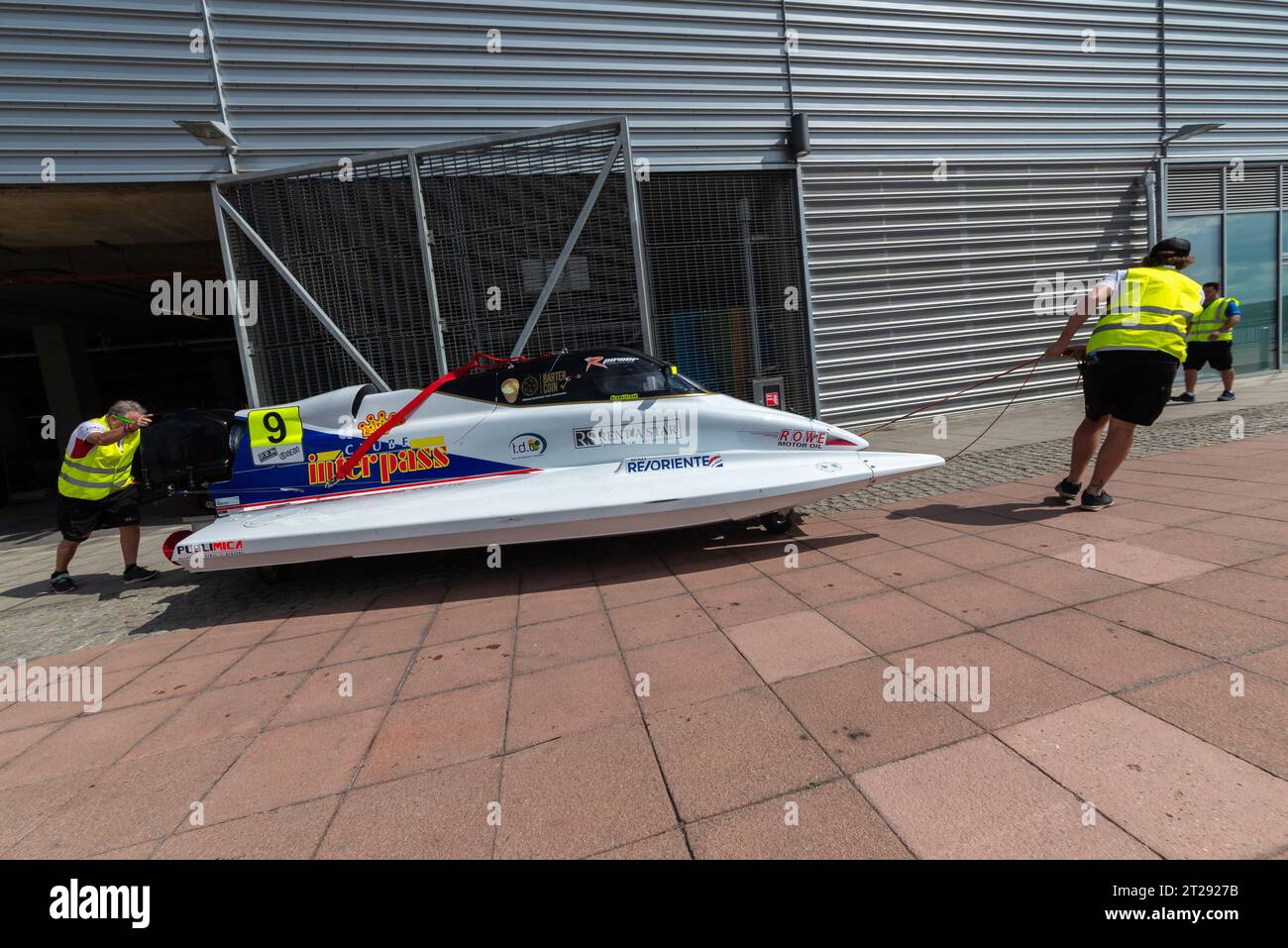 Crew moving out a powerboat to compete in F1H2O Formula 1 Powerboat