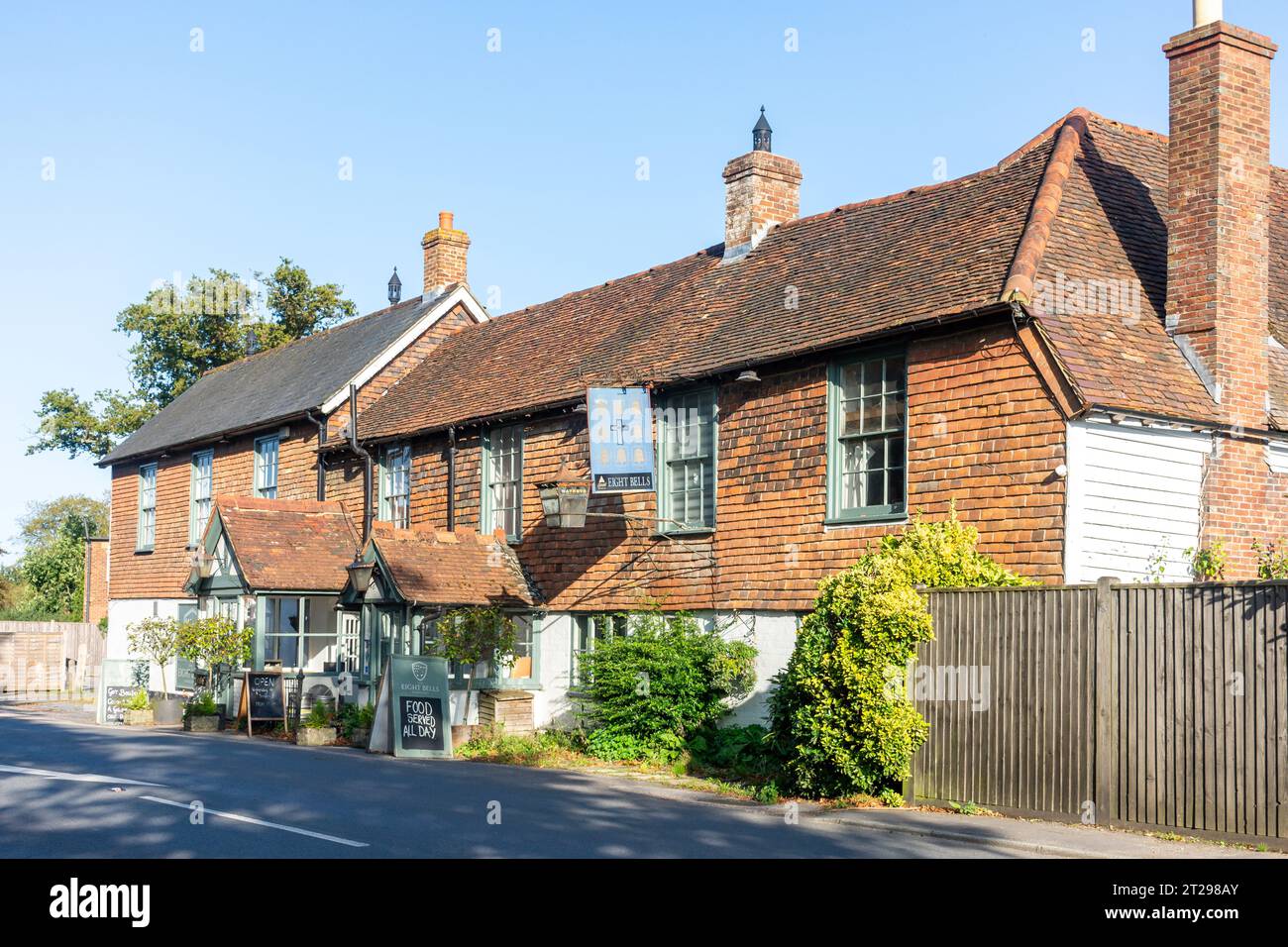 The Eight Bells Pub, The Moor, Hawkhurst, Kent, England, United Kingdom Stock Photo