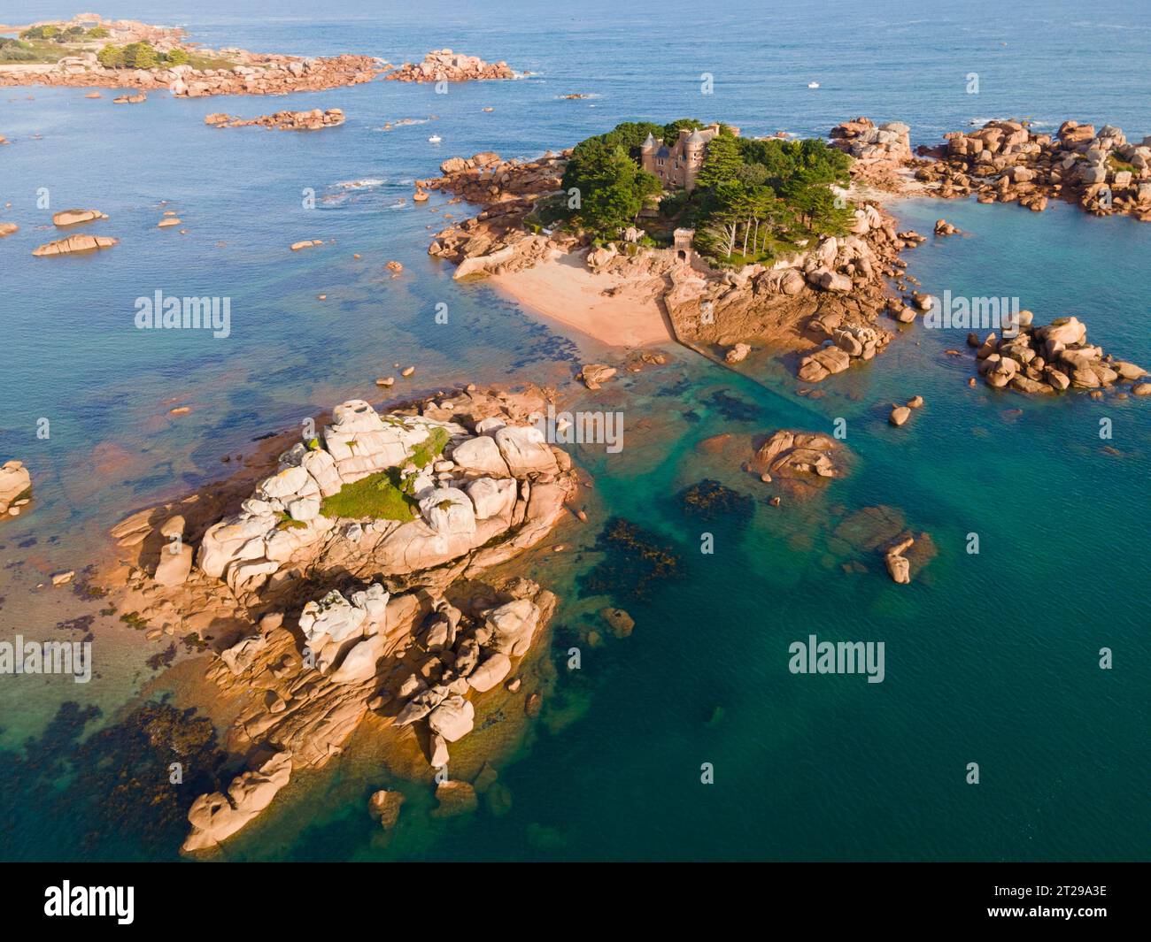 Aerial view, granite rock, Costaeres castle and island, Costaeres