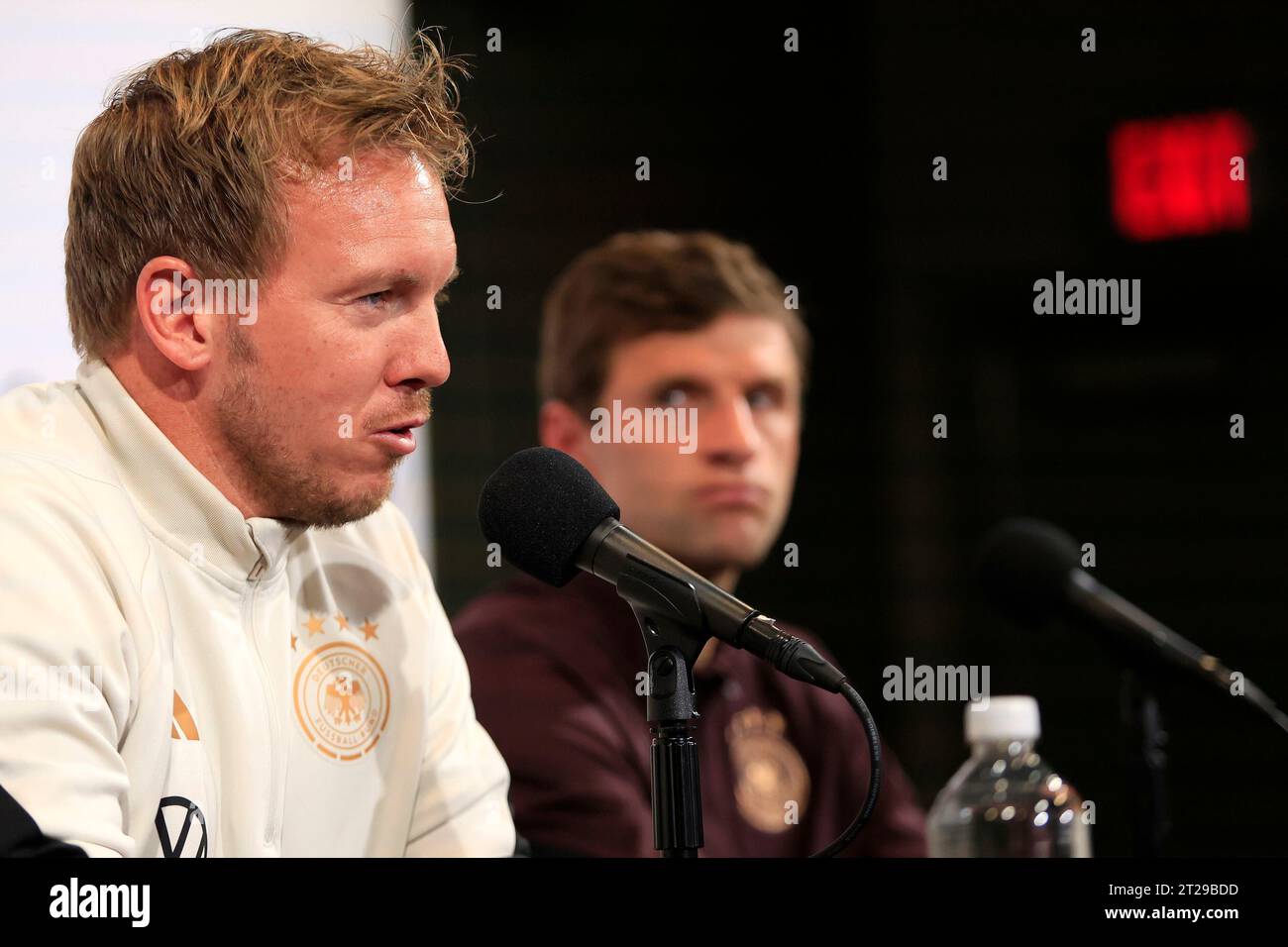 Philadelphia, Vereinigte Staaten. 16th Oct, 2023. firo: October 16th, 2023, soccer, football, international, Germany, national team, season 2023/2024, press conference Julian NAGELSMANN, national coach, portrait on the right Thomas Muller Credit: dpa/Alamy Live News Stock Photo