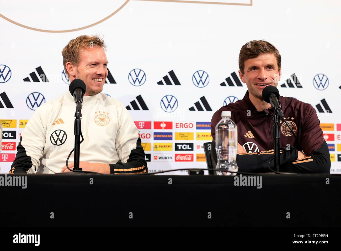 Philadelphia, Vereinigte Staaten. 16th Oct, 2023. firo: October 16th, 2023, soccer, football, international, Germany, national team, season 2023/2024, press conference Julian NAGELSMANN, national coach, left and Thomas Muller, right Credit: dpa/Alamy Live News Stock Photo