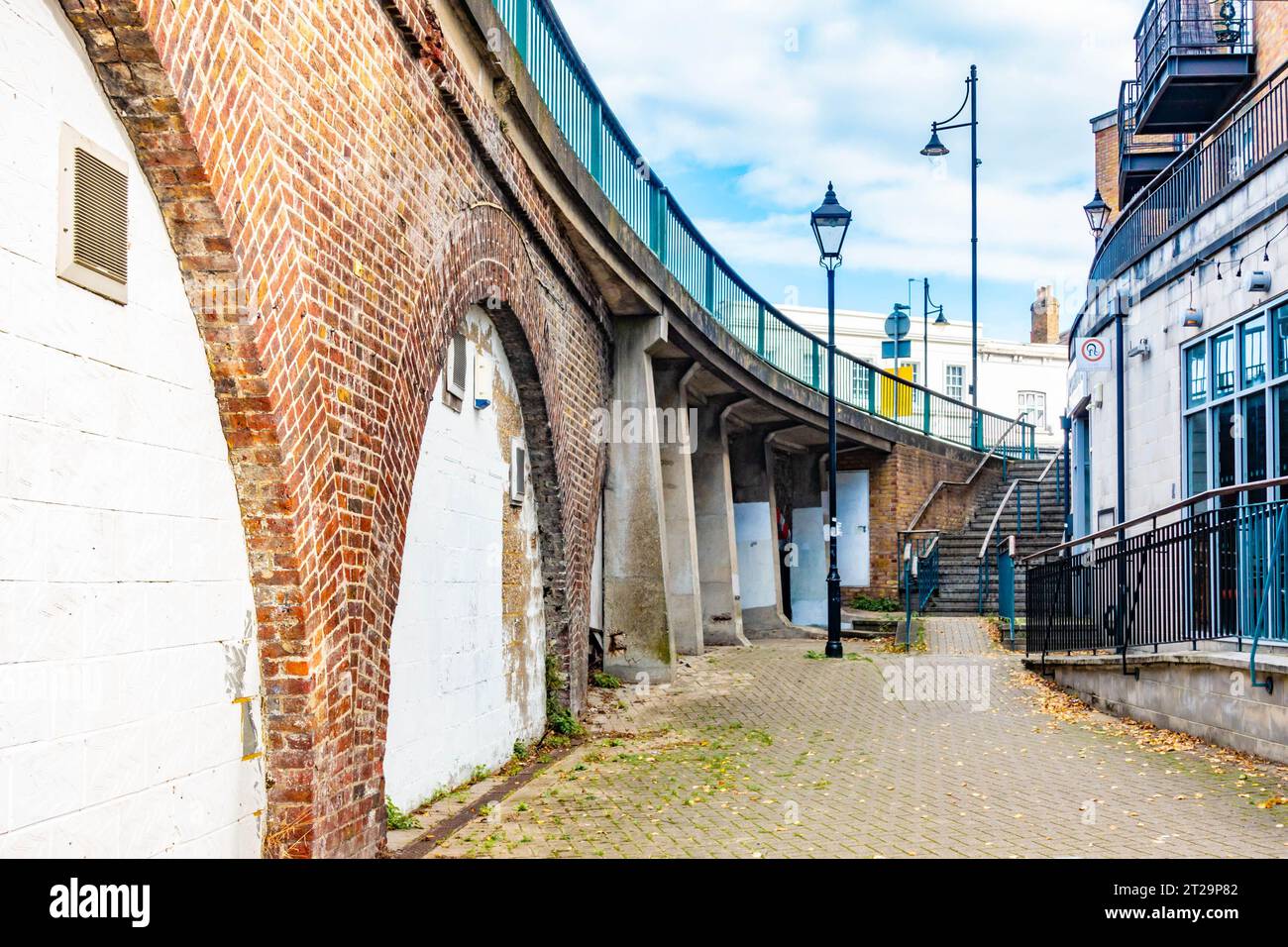 Alleyway alley steps hi-res stock photography and images - Alamy