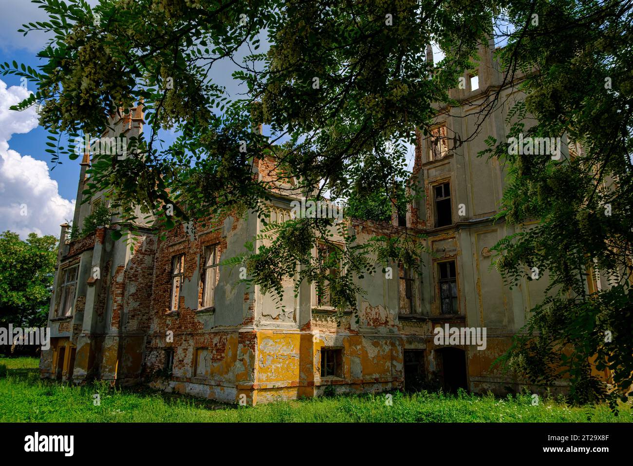 The ruin of Rosen Manor, a neo-Gothic edifice from the second half of the 19th century, in Roznow (Rosen), Opole voivodeship, Poland. Stock Photo