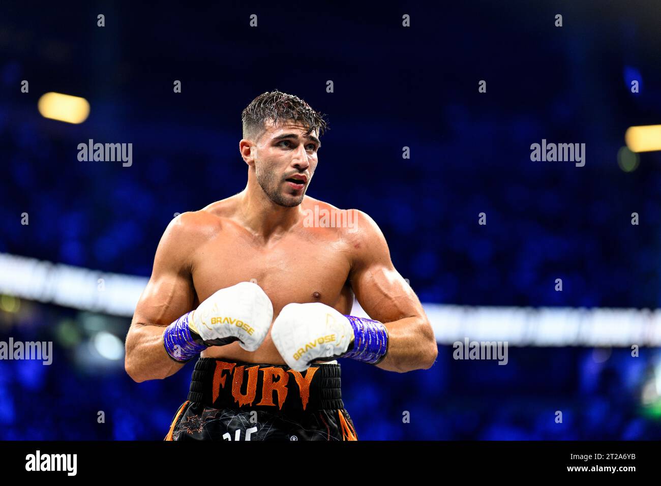 Tommy Fury Punch Hi-res Stock Photography And Images - Alamy