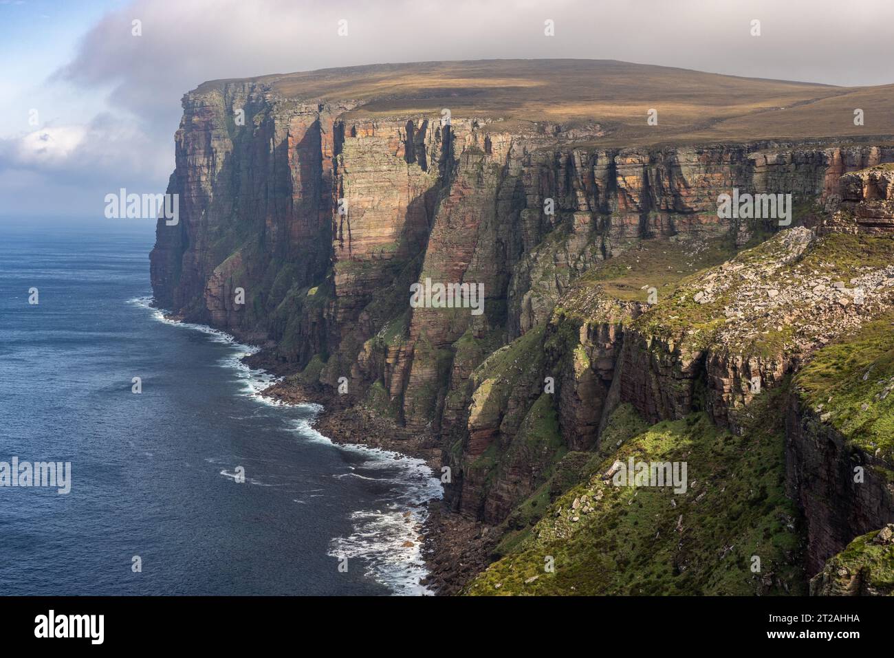 Sea Cliffs facing the North Atlantic near Old Man of Hoy, Hoy Island, Orkneys, Scotland, UK Stock Photo