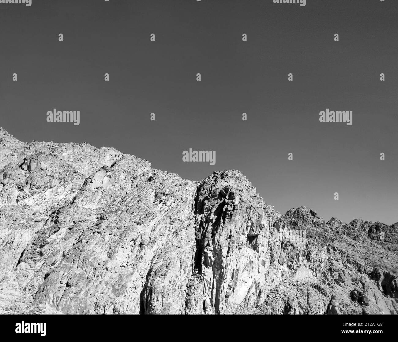 Rocks in the desert, Sinai desert mountains landscape wallpaper