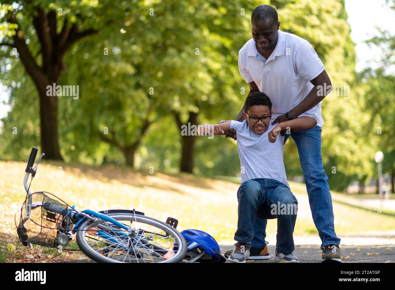 His Falling After falling from bike accident hi-res stock photography and images ...