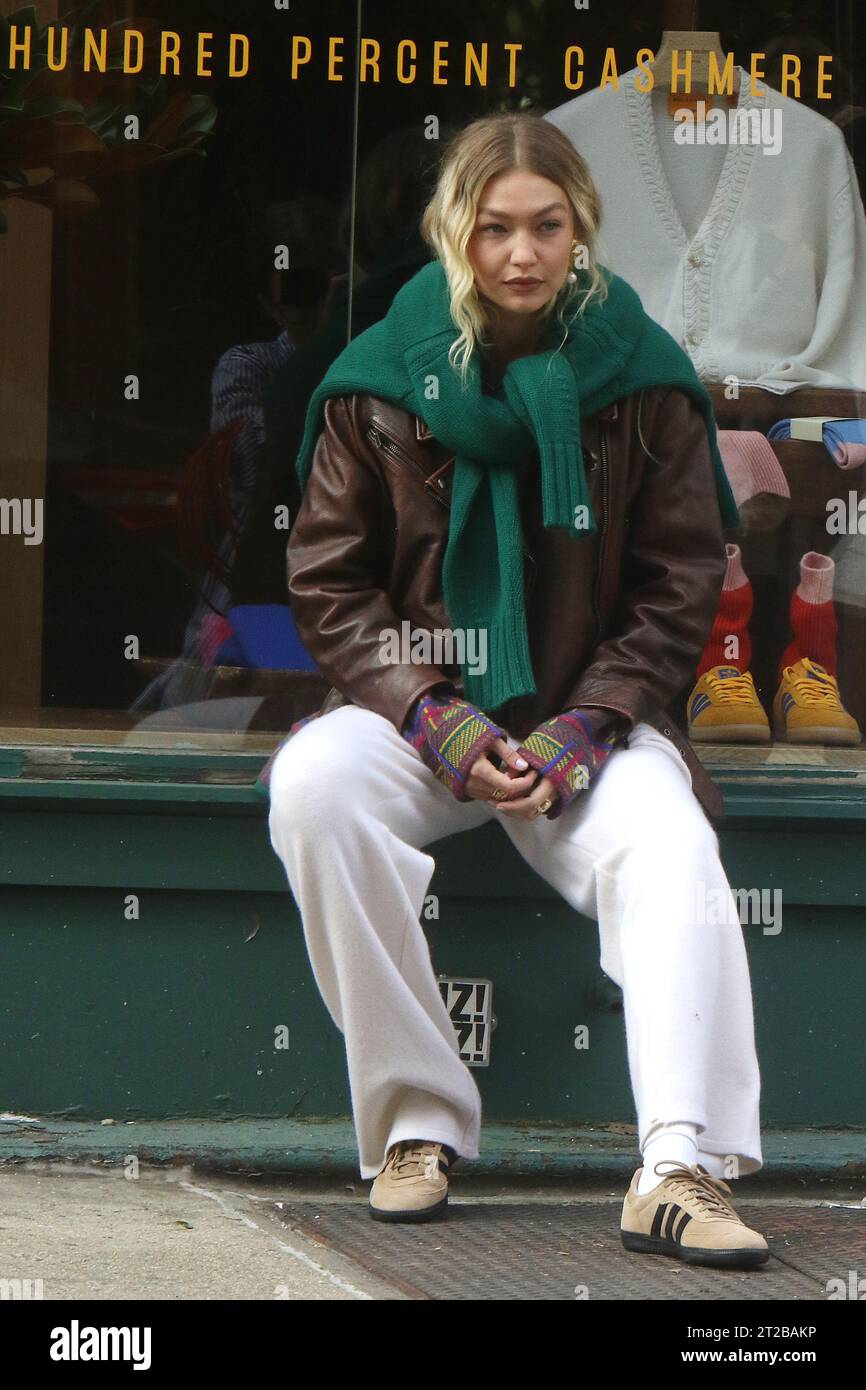 New York, NY, USA. 18th Oct, 2023. Gigi Hadid seen during a photo shoot at Guest In Residence in Soho, New York City on October 18, 2023 Credit: Mpi Rw/Media Punch/Alamy Live News Stock Photo