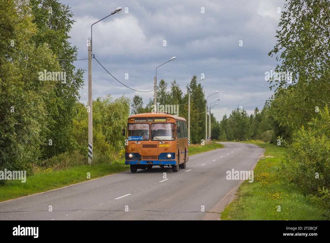 1.08.2019. Russia, Unecha. Liaz-677 Robun on urban route. Stock Photo