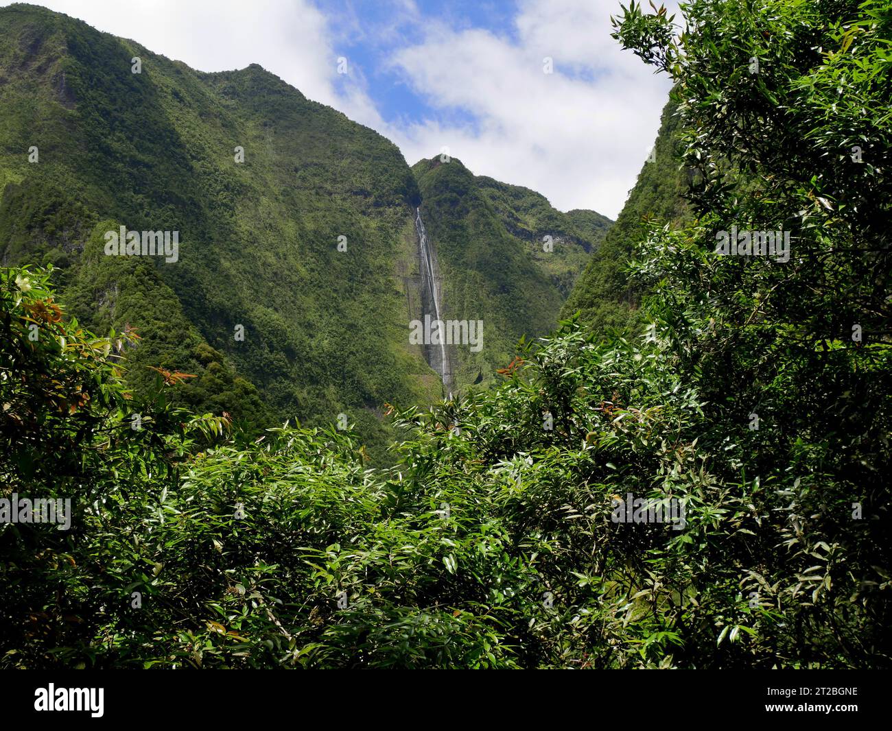 Tallest cascade hi-res stock photography and images - Alamy