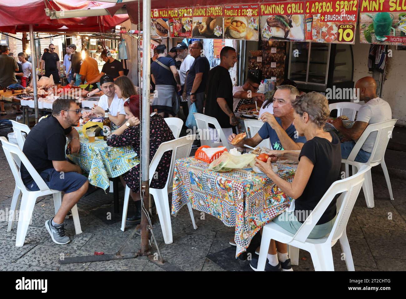 Cafe in the Ballarò market in Palermo, Sicily, Italy Stock Photo