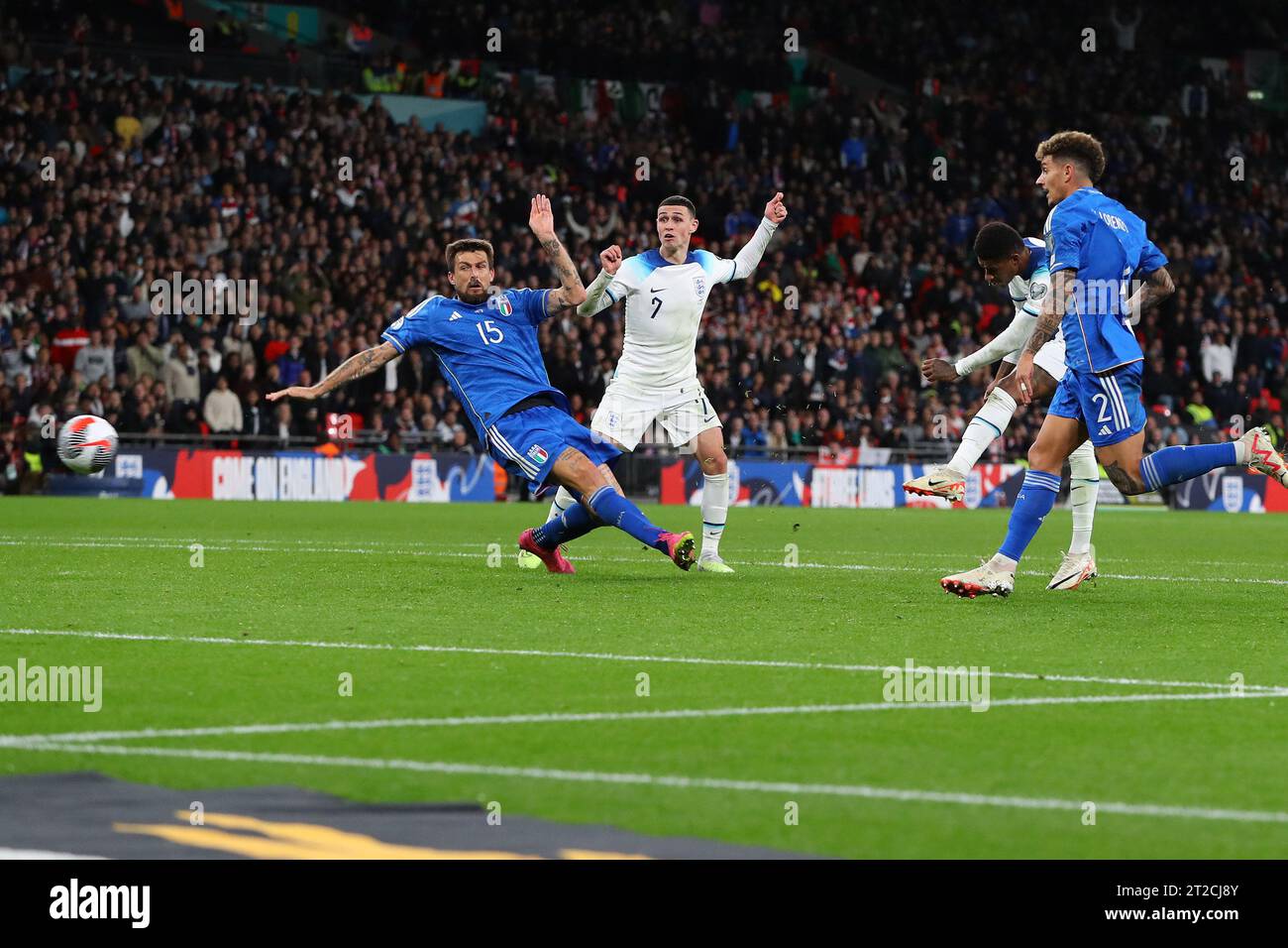 London, UK. 17th Oct, 2023. Marcus Rashford of England (2r) shoots and