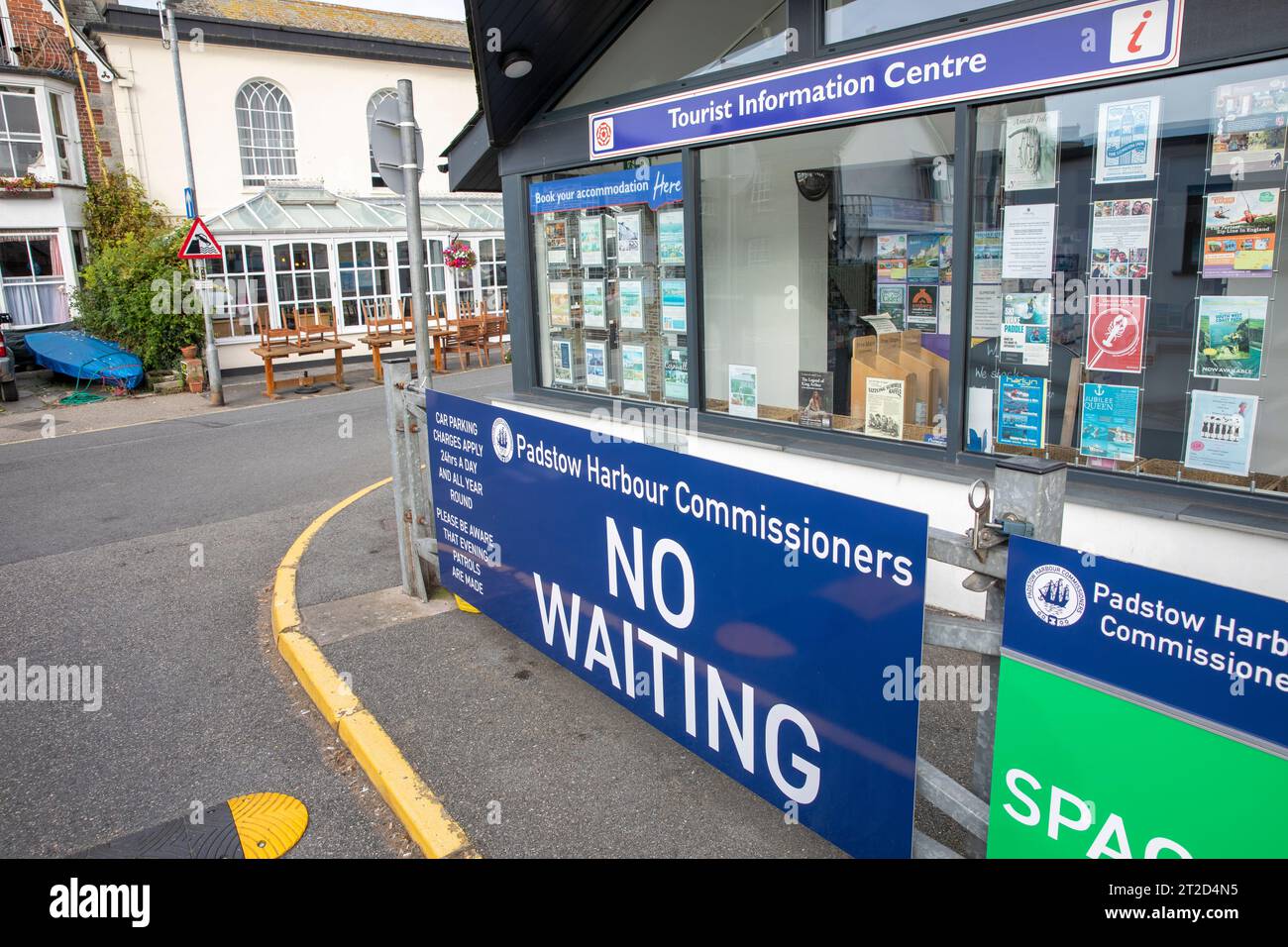 Padstow harbour commissioners hires stock photography and images Alamy