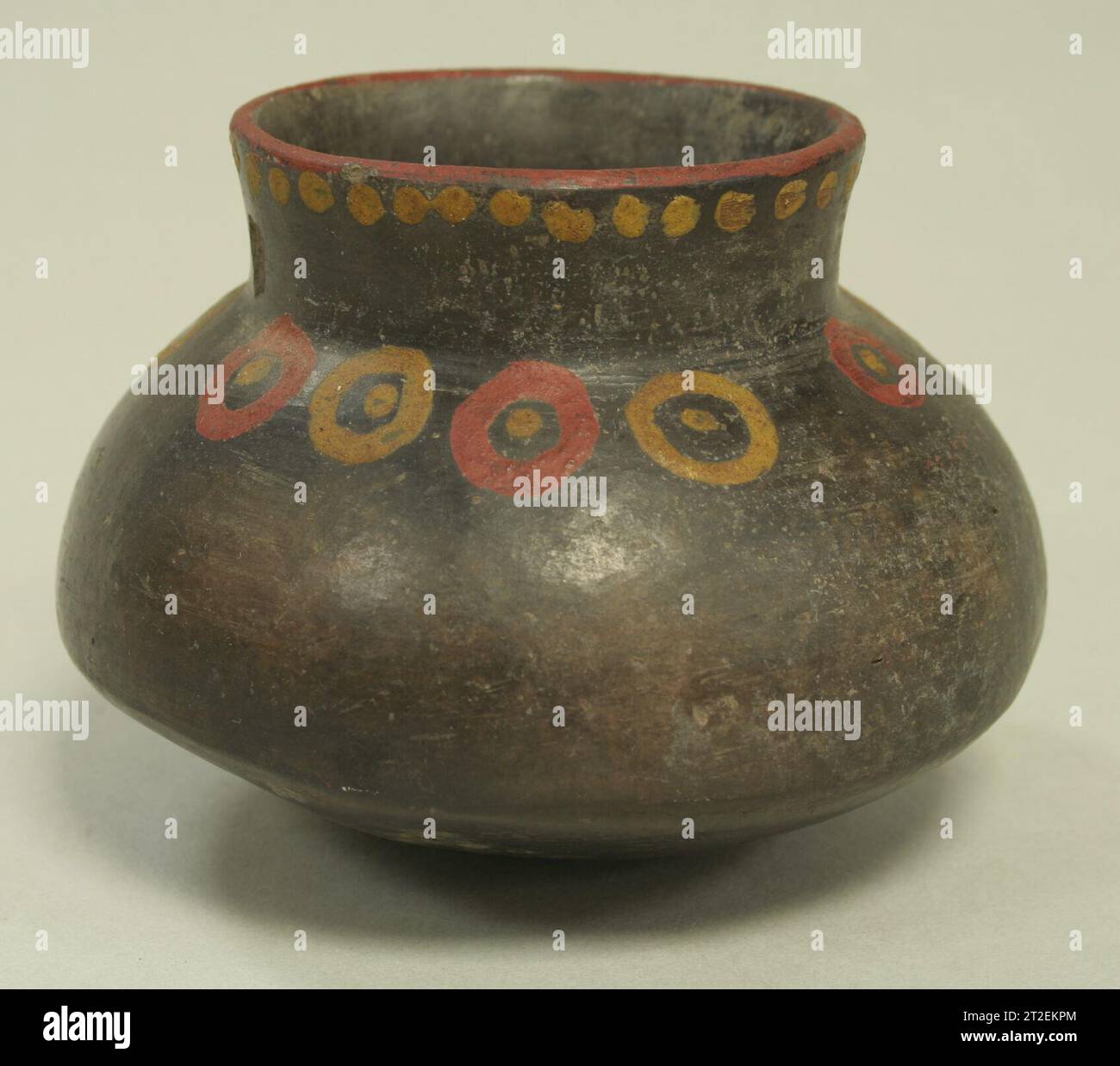 Single Spout Painted Jar Paracas 7th–5th century BCE Stock Photo