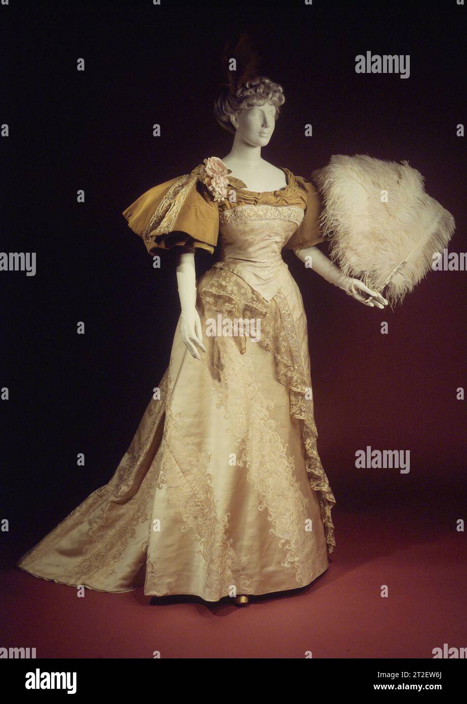 Royalty evening deals gowns