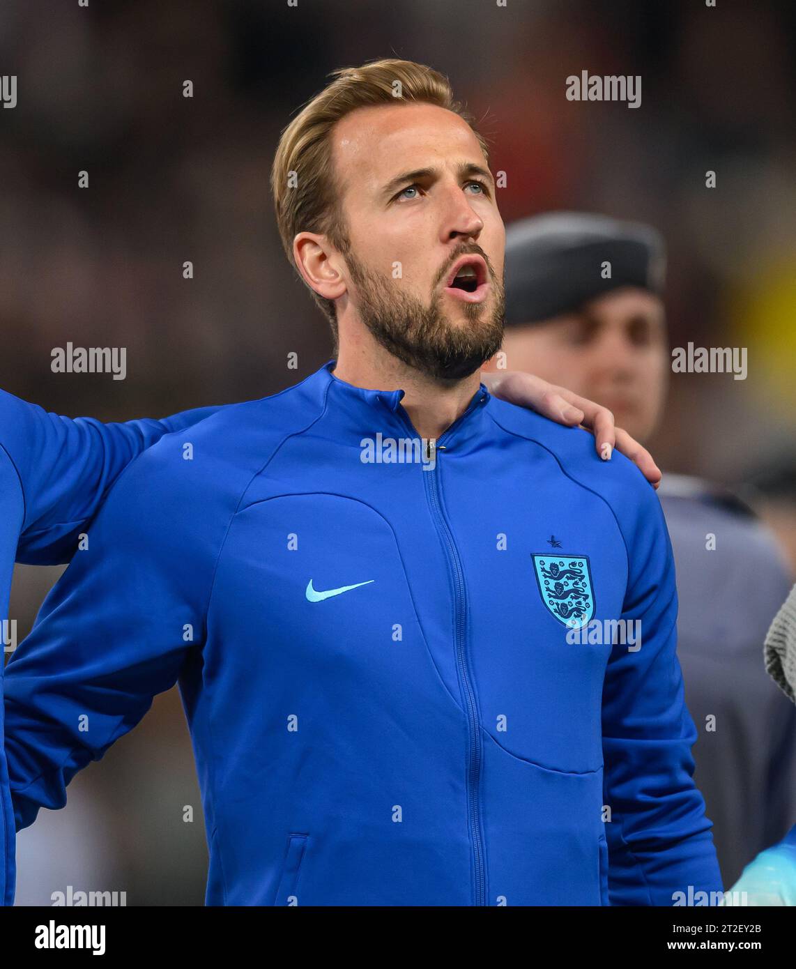 17 Oct 2023 - England v Italy - Euro 2024 Qualifier - Wembley Stadium.  England Captain Harry Kane before the match against Italy. Picture : Mark Pain / Alamy Live News Stock Photo