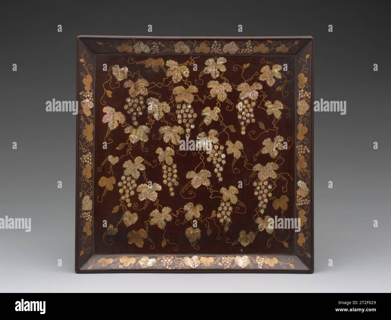 Tray with design of grape leaf Japan (Ry?ky? Islands) 17th century View ...