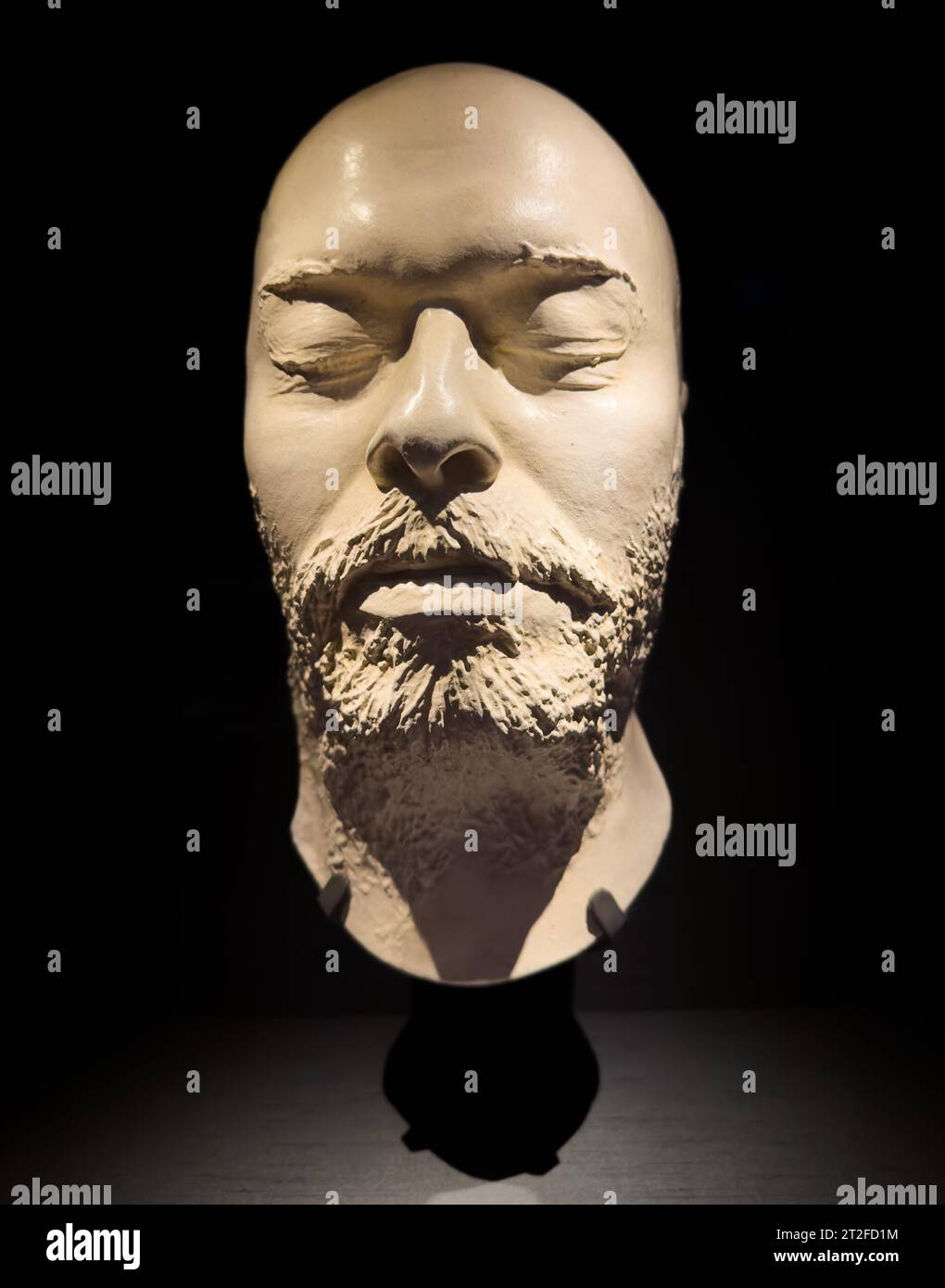 A plaster cast of the head incorporating the death mask of English poet, painter, translator and illustrator Dante Gabriel Rossetti (1828 - 1882) by B Stock Photo