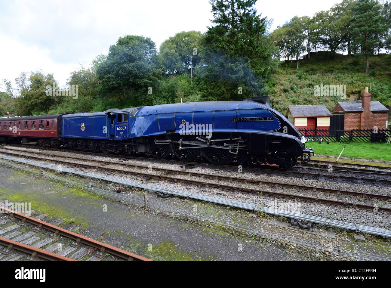 LNER Class A4 Pacific No 60007 (4498) Sir Nigel Gresley at Goathland station on the North Yorkshire Moors Railway during its 50th anniversary gala. Stock Photo