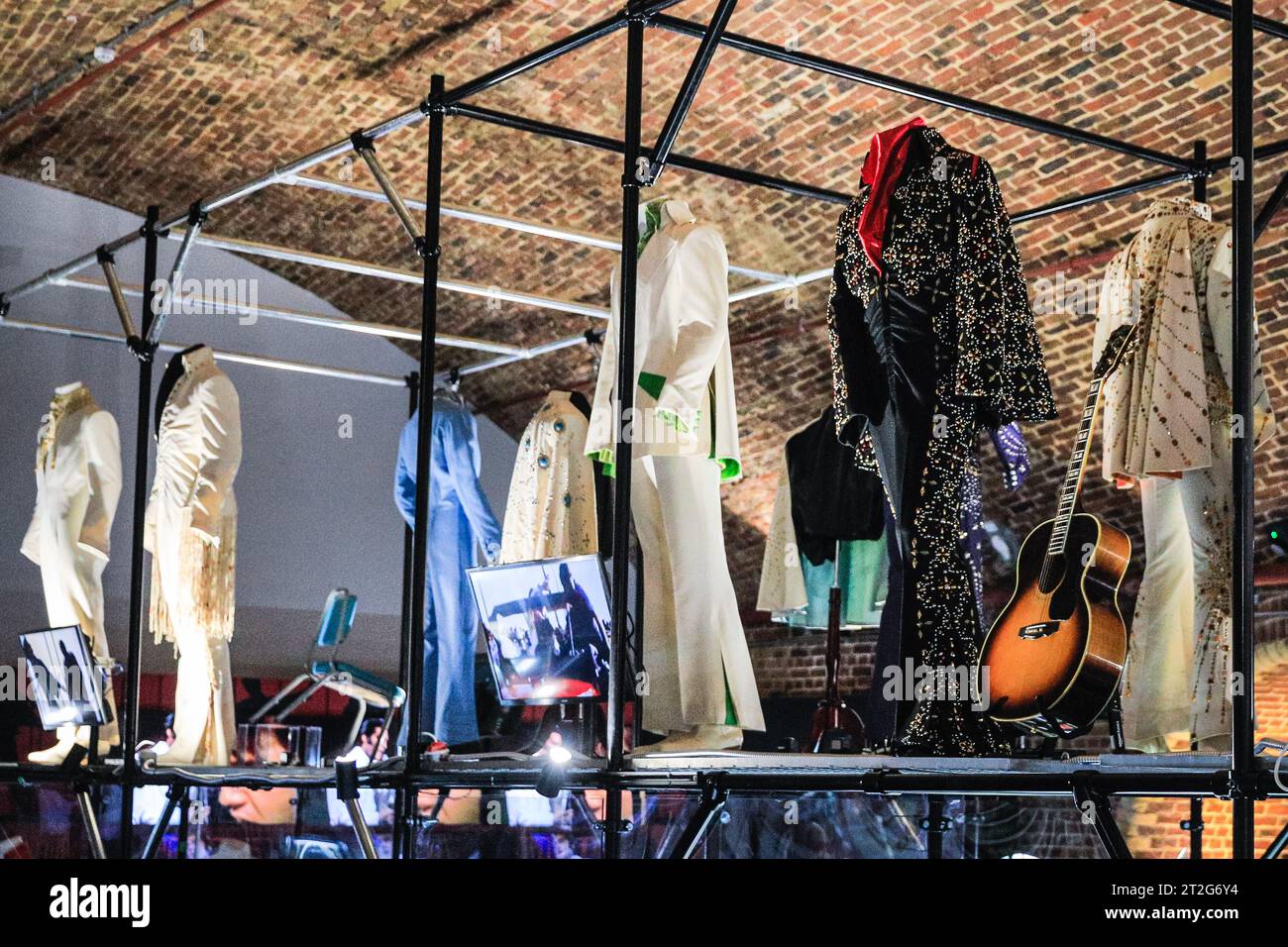 London, UK. 19th Oct, 2023. Many of Elvis's jumpsuits, outfits and posessions are on display. The 'Direct from Graceland: Elvis' exhibition features over 400 artefacts and iconic belongings owned by Elvis, direct from the icon's Graceland home in Memphis, Tennessee. The exhibition opens on Oct 20 at the Arches London Bridge venue in Bermondsey Street. Credit: Imageplotter/Alamy Live News Stock Photo
