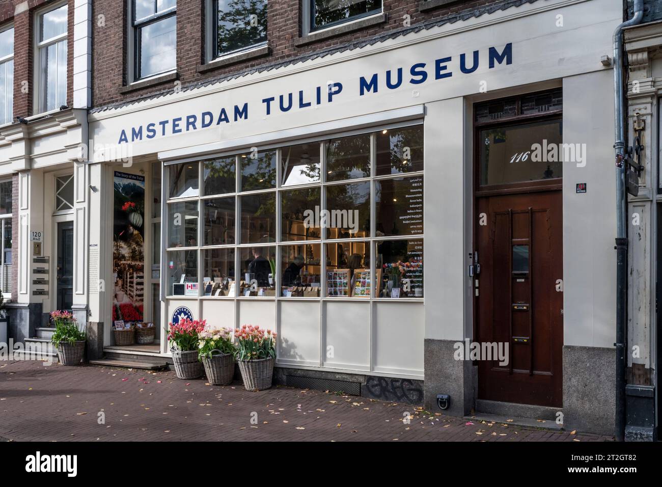 The Amsterdam Tulip museum on Prinsengracht, Amsterdam. Stock Photo