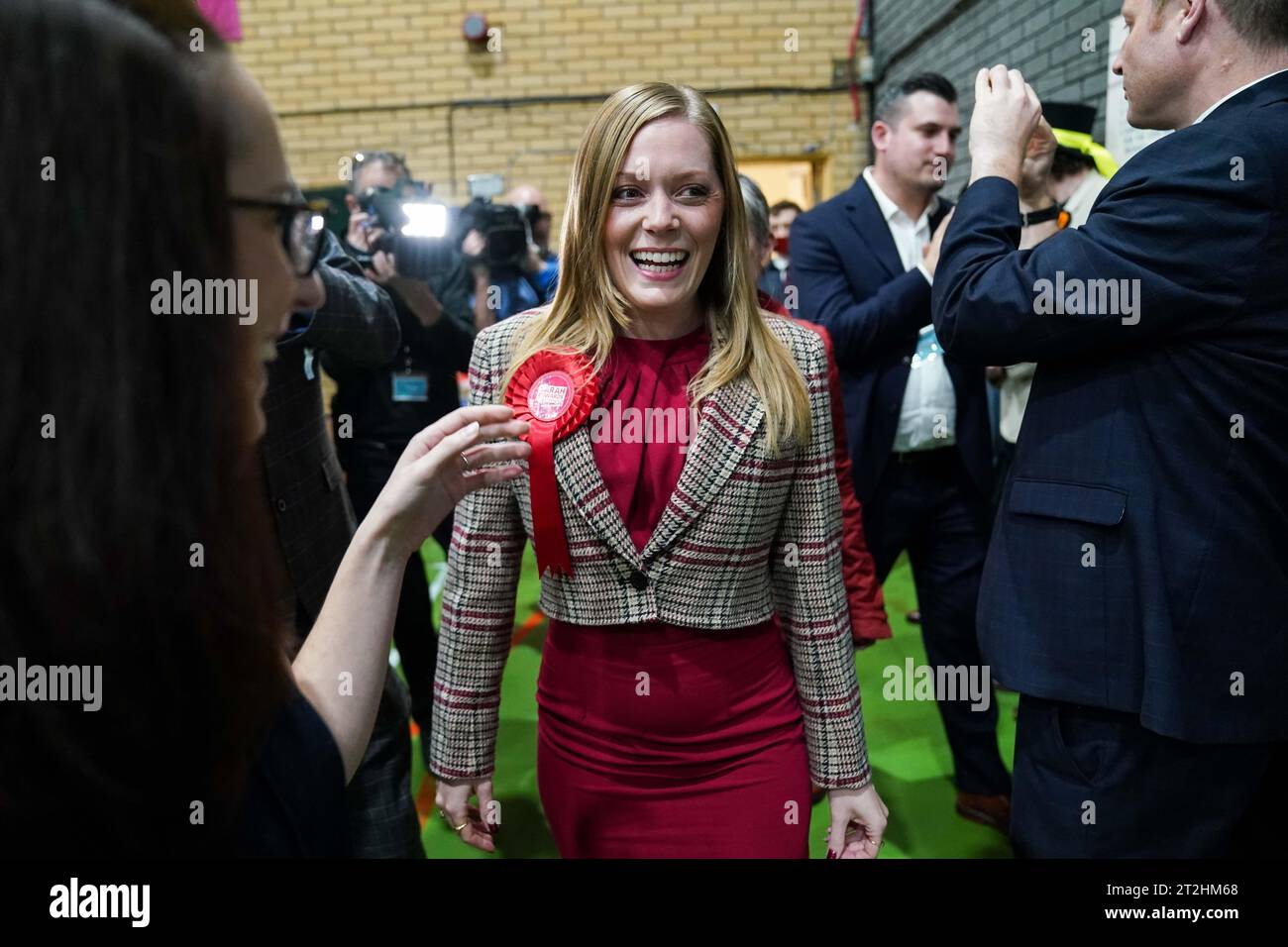 Labour candidate Sarah Edwards arrives for the Tamworth by-election count at The Rawlett School. Picture date: Friday October 20, 2023. Stock Photo