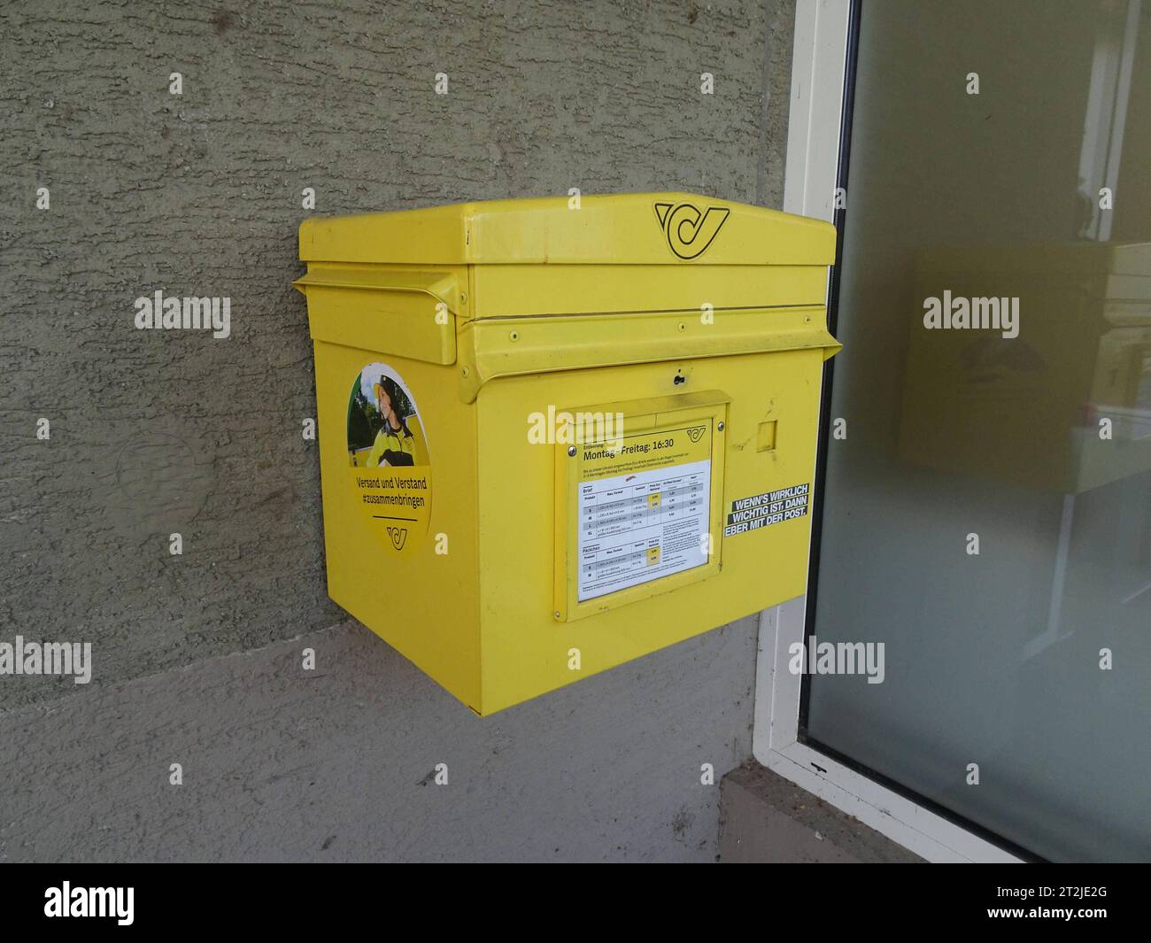 Aut letter hi-res stock photography and images - Alamy