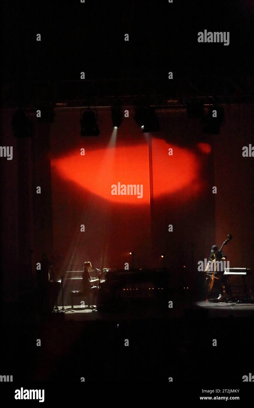 Hanna Maria Raniszewska alias Hania Rani bei einem Konzert im Huxleys