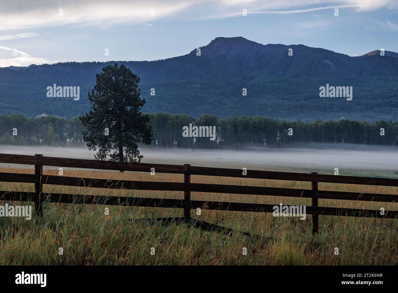San juan mountains range hi-res stock photography and images - Alamy
