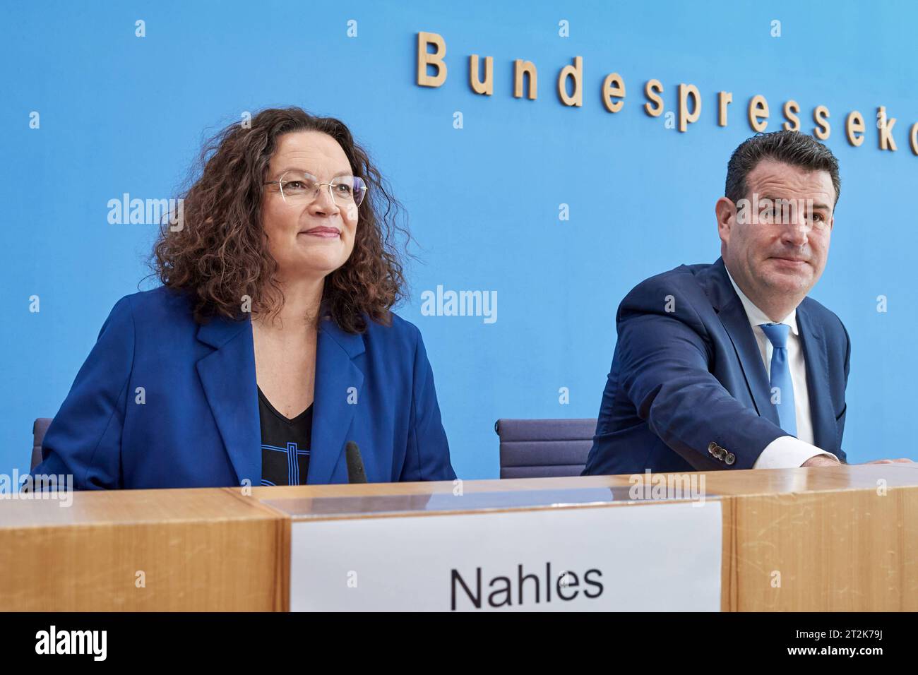 bundesagentur für arbeit english