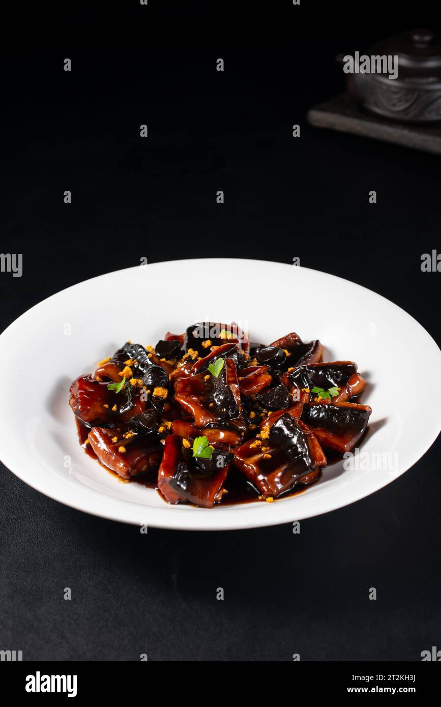 Chinese eel hi-res stock photography and images - Alamy