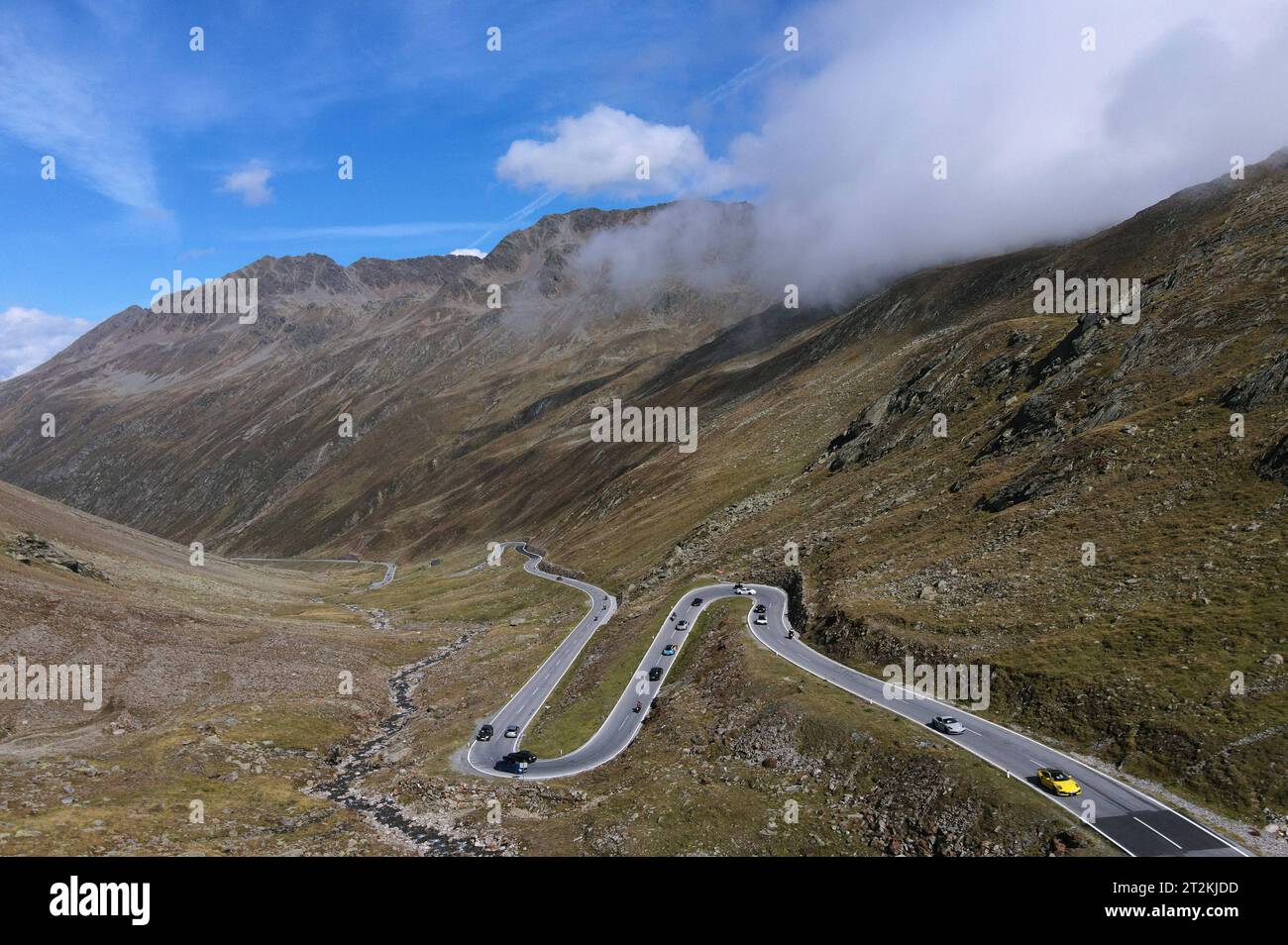 Timmelsjoch Hochalpenstrasse zwischen Österreich und Italien *** Timmelsjoch High Alpine Road between Austria and Italy Credit: Imago/Alamy Live News Stock Photo