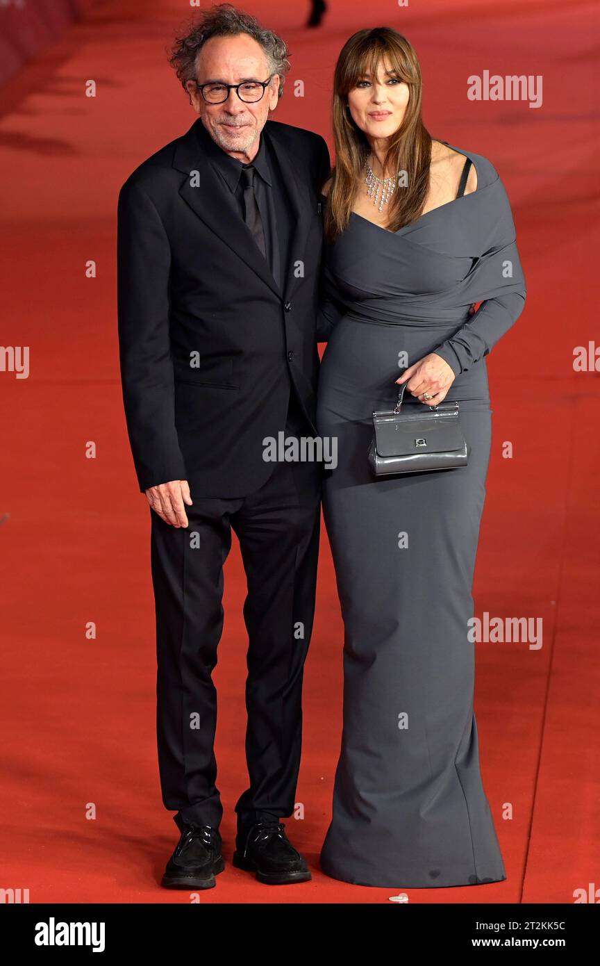 Tim Burton und Monica Bellucci bei der Premiere des Kinofilms 'Diabolik