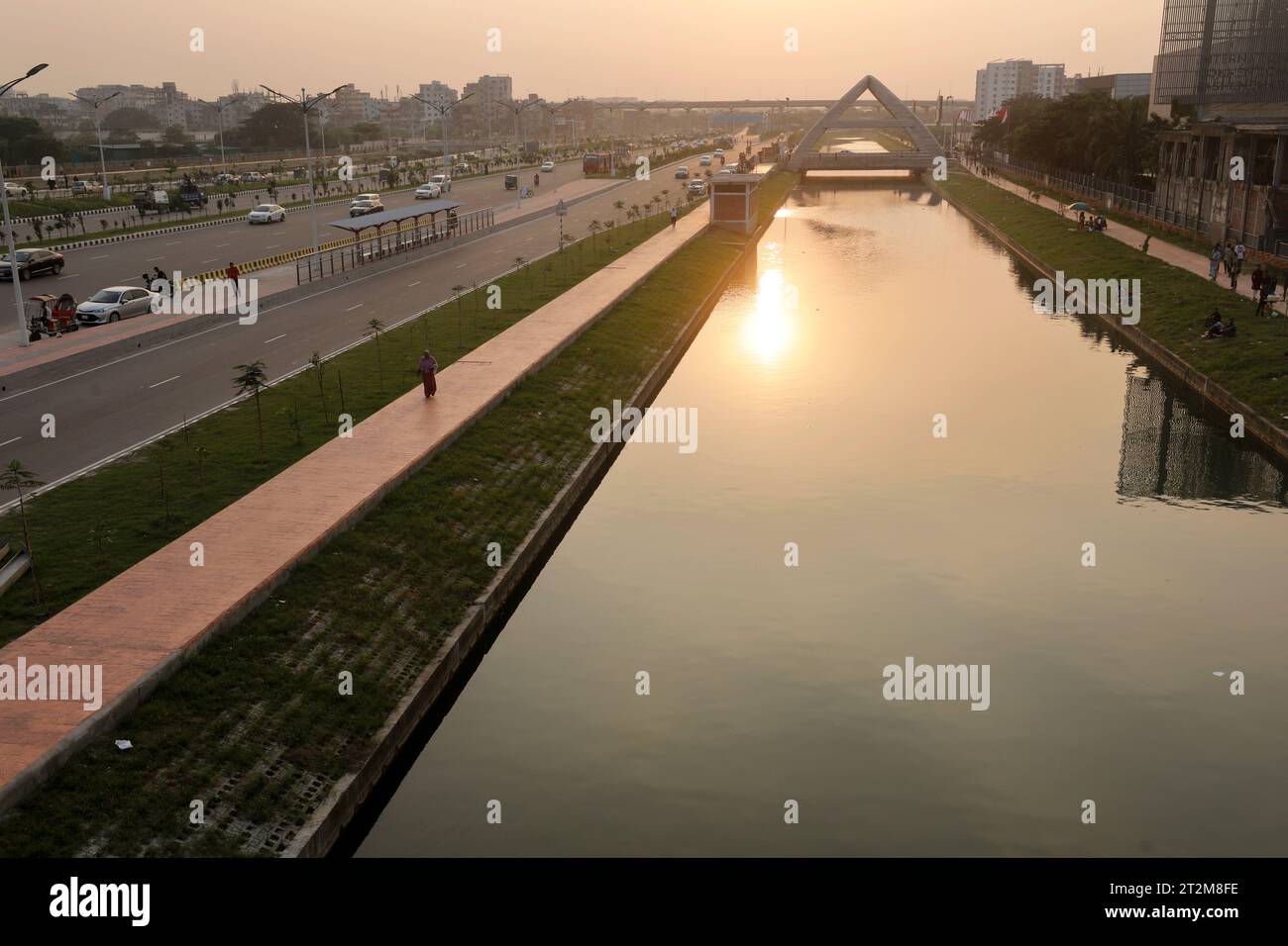 Dhaka, Bangladesh - October 20, 2023: Purbachal Expressway (300 feet road) is a 12.5-kilometre-long, eight-lane-wide avenue expressway in Dhaka, Bangl Stock Photo