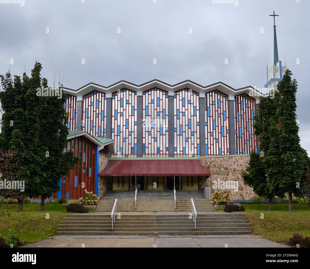 Sanctuaire MarieReinedesCoeurs, building facade in Montreal Stock