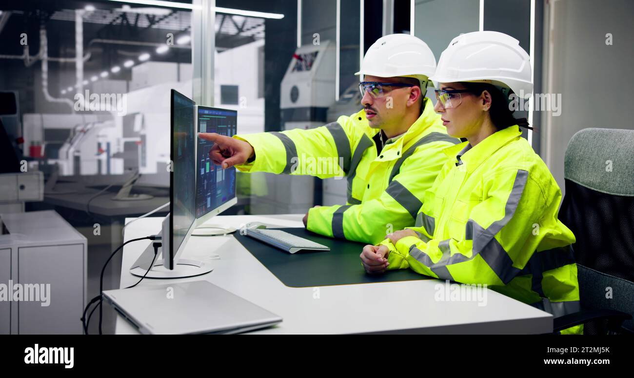 Engineer Operators Using Scada System At Industrial Plant Stock Photo ...