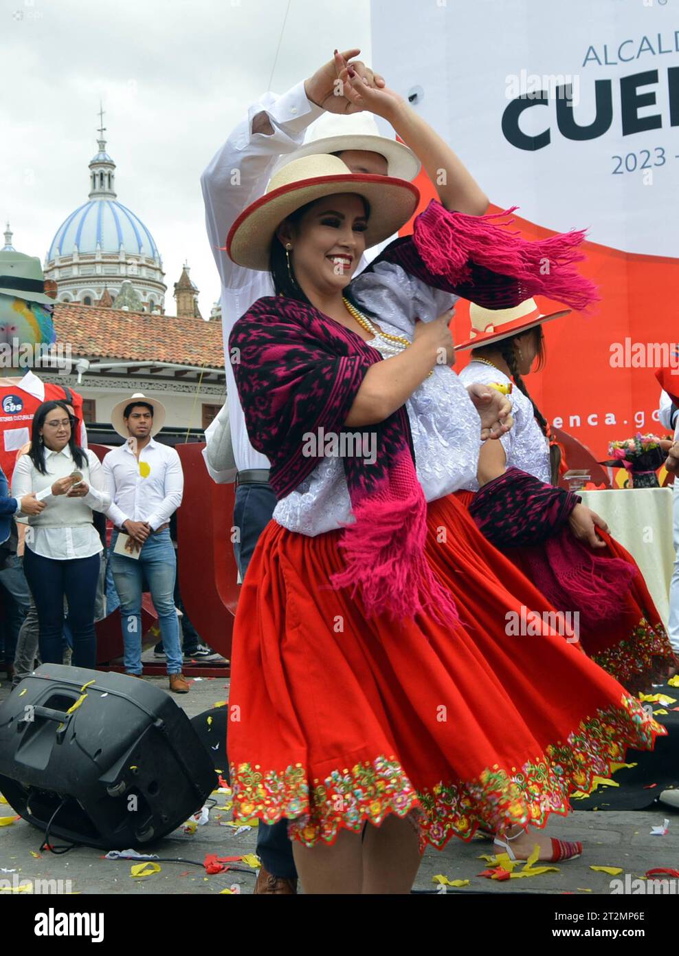 CUENCA-LANZAMIENTO AGENDA-FIESTAS DE CUENCA Cuenca, Ecuador 20 de octubre de 2023 En la Plazoleta de San Francisco en el centro historico de Cuenca se desarrollo el lanzamiento de la agenda conmemorativa La Fiesta es en Cuenca por el 203 de Aniversario de Independencia de la ciudad. El alcalde Cristian Zamora y autoridades de la ciudad estubieron en el evento el dia de hoy. foto Boris Romoleroux/API. ACE-CUENCA-LANZAMIENTOAGENDA-FIESTASDECUENCA-c2c9399781a5144a1b2e5dcc3ffc866d *** CUENCA LAUNCHING OF CUENCAS FESTIVAL AGENDA Cuenca Cuenca, Ecuador October 20, 2023 In the Plazoleta de San Franci Stock Photo