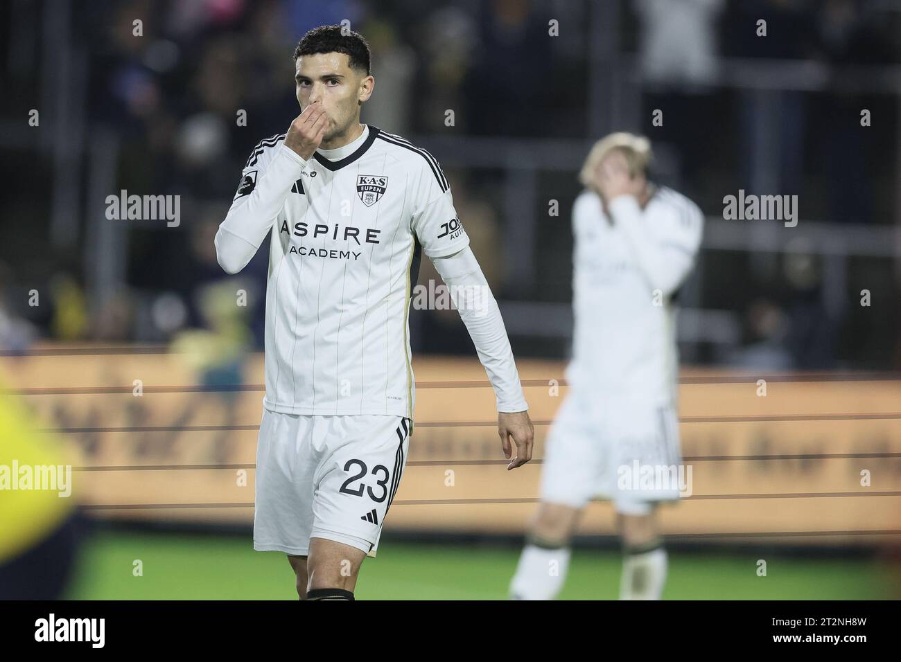 Brussels, Belgium. 20th Oct, 2023. Eupen's Isaac Christie-Davies looks dejected after a soccer match between Royale Union Saint-Gilloise and KAS Eupen, Friday 20 October 2023 in Brussels, on day 11 of the 2023-2024 season of the 'Jupiler Pro League' first division of the Belgian championship. BELGA PHOTO BRUNO FAHY Credit: Belga News Agency/Alamy Live News Stock Photo