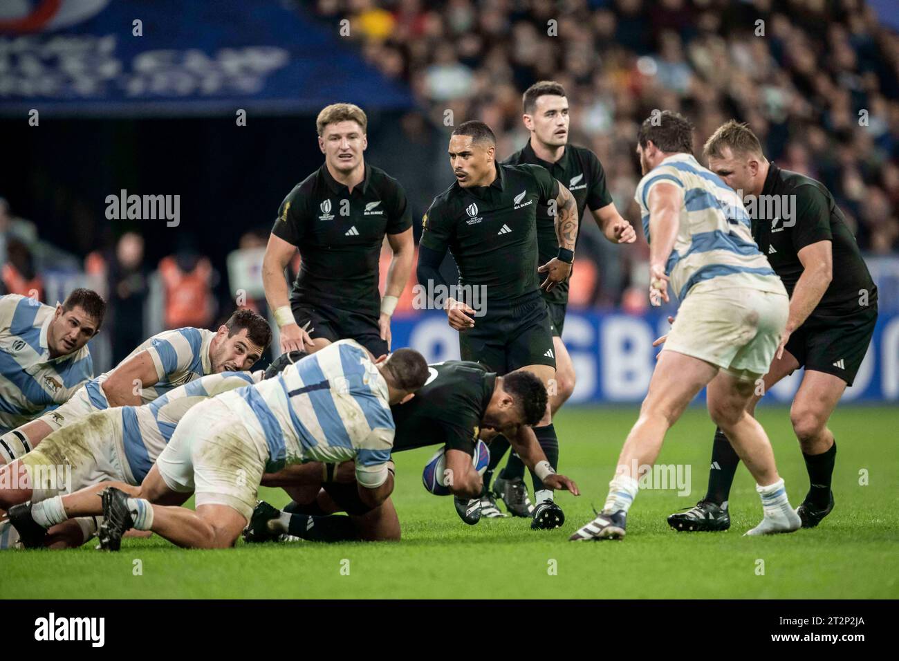 New zealands aaron smith rugby world cup hi-res stock photography and ...