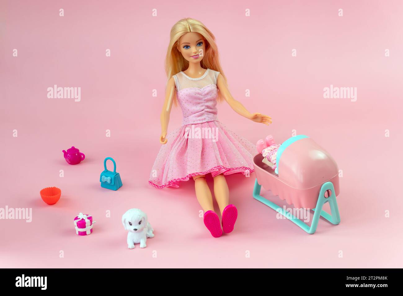 Barbie in the bed hi-res stock photography and images - Alamy