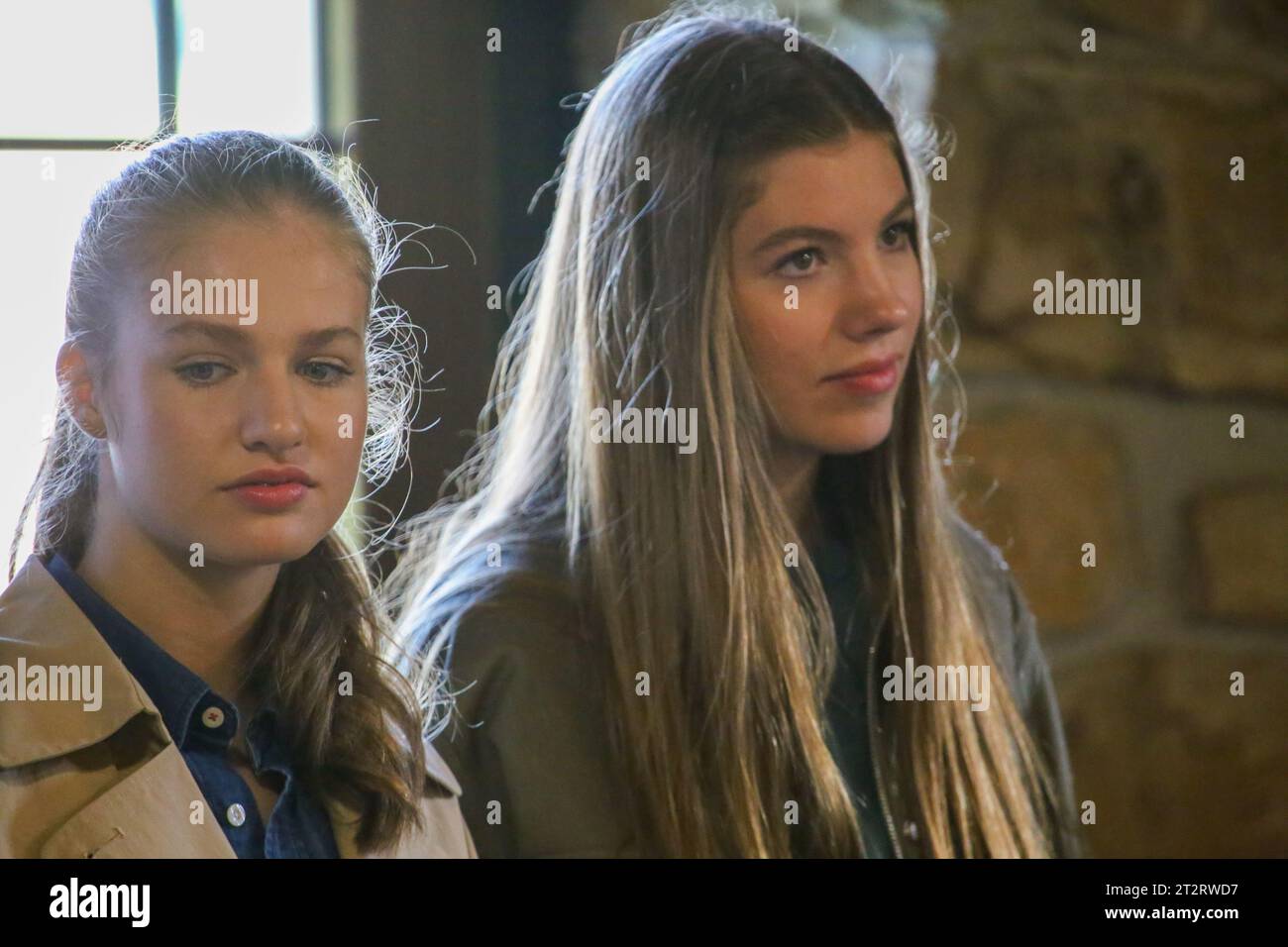 Candanal, Spain, 21st October 2023: Infanta Sofia de Borbon (R) with her sister, Princess of Asturias Leonor de Borbon (L) during the Exemplary People of Asturias 2023 Award, on October 21, 2023, in Candanal , Spain. Credit: Alberto Brevers / Alamy Live News. Stock Photo