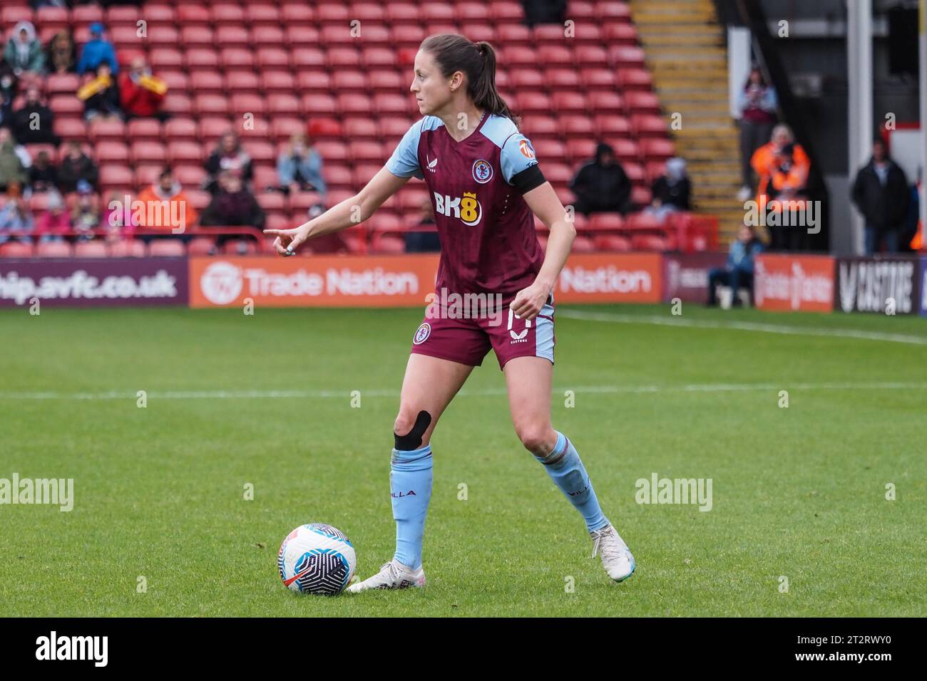 Walsall, UK. 21st Oct, 2023. Walsall, England, October 21st 2023: Danielle Turner (14 Aston Villa) on the ball during the Barclays FA Womens Super League match between Aston Villa and Tottenham Hotspur at Banks's Stadium in Walsall, England (Natalie Mincher/SPP) Credit: SPP Sport Press Photo. /Alamy Live News Stock Photo