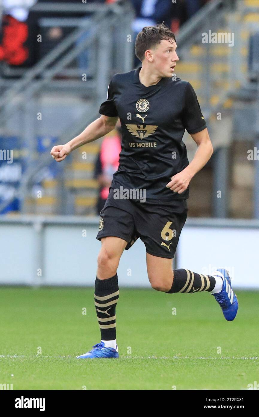 Maël de Gevigney #6 of Barnsley during the Sky Bet League 1 match Leyton Orient vs Barnsley at Matchroom Stadium, London, United Kingdom, 21st October 2023  (Photo by Alfie Cosgrove/News Images) in London, United Kingdom on 10/21/2023. (Photo by Alfie Cosgrove/News Images/Sipa USA) Stock Photo