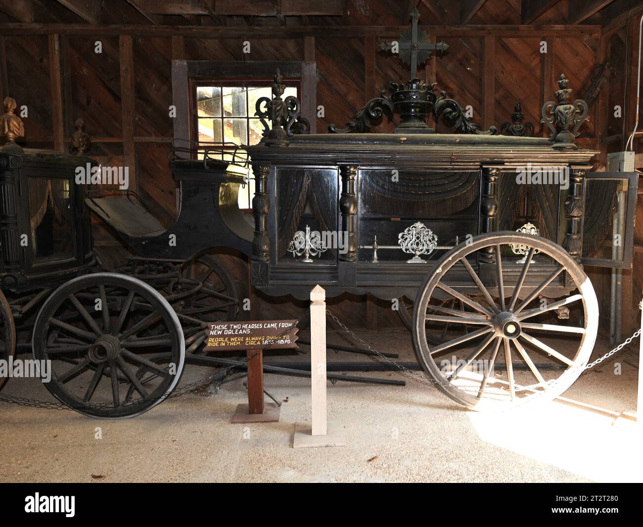 Horse drawn hearse Stock Photo - Alamy