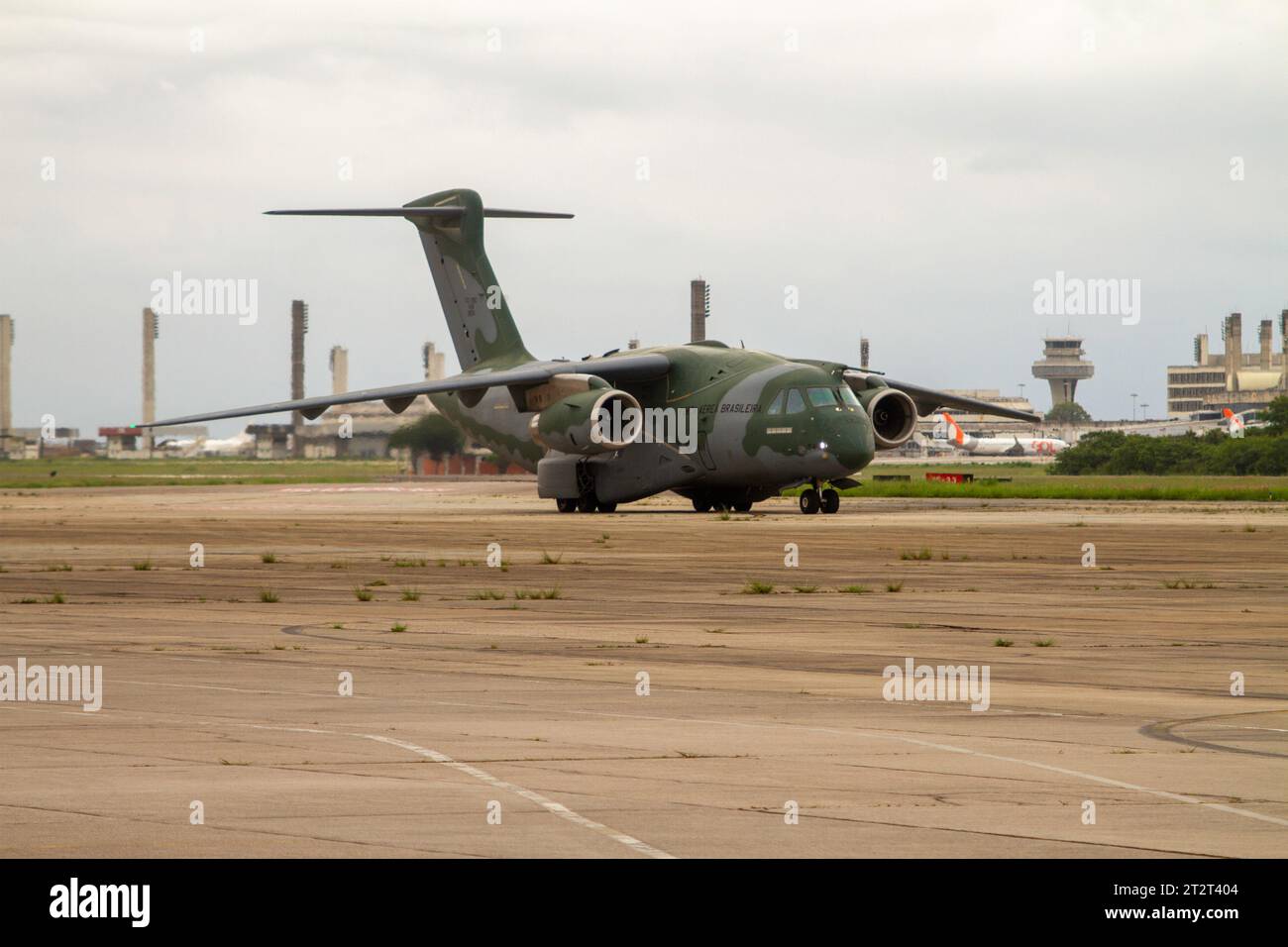 Rio De Janeiro, Brazil. 21st Oct, 2023. The eighth repatriation flight from Israel arrived this Saturday (21) at Galeão Air Base, located on Ilha do Governador in the north of the city of Rio de Janeiro, RJ. Credit: Luiz Gomes/FotoArena/Alamy Live News Stock Photo