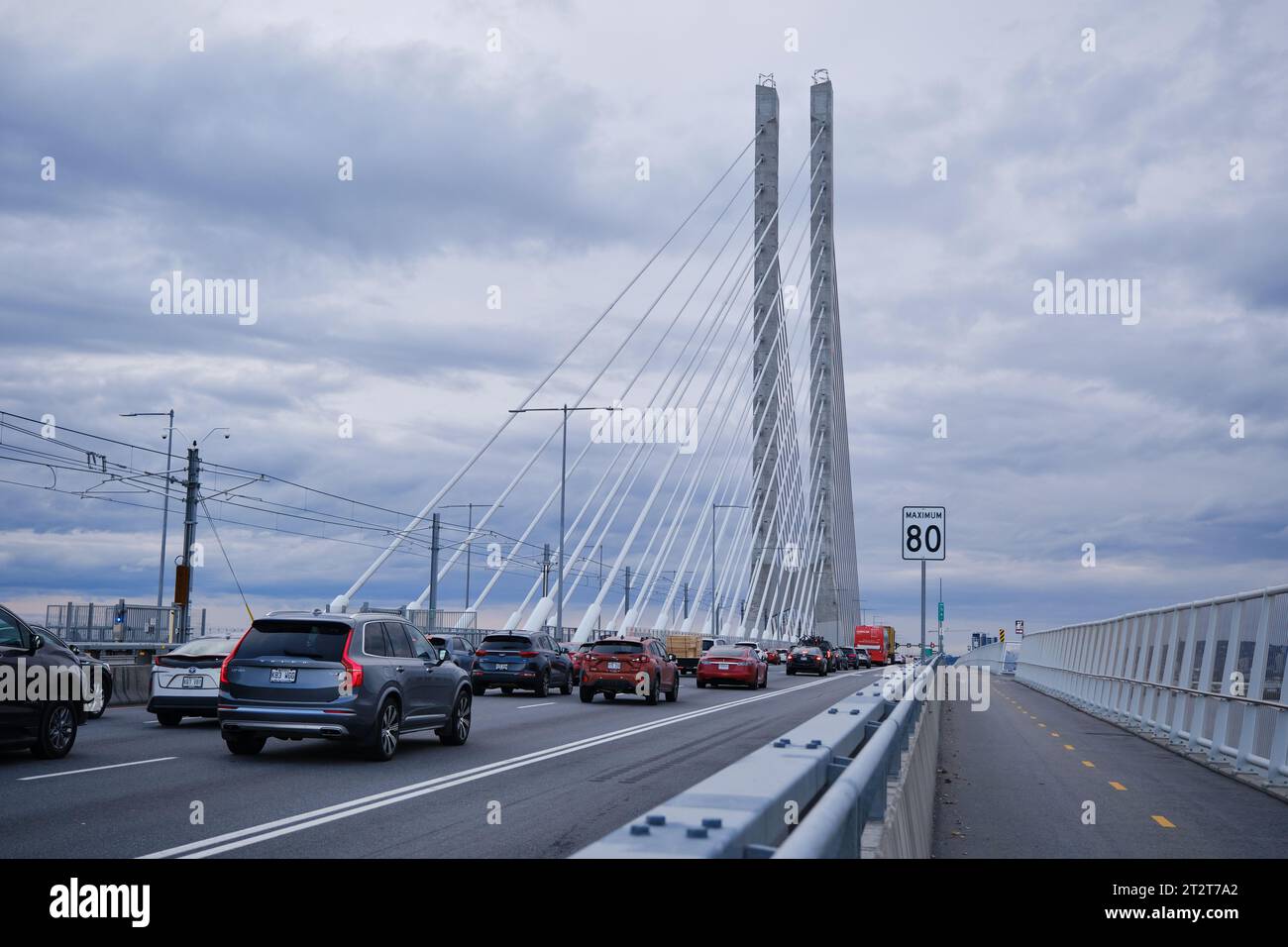 arch of the Champlain bridge with traffic jam, into Montreal Stock Photo