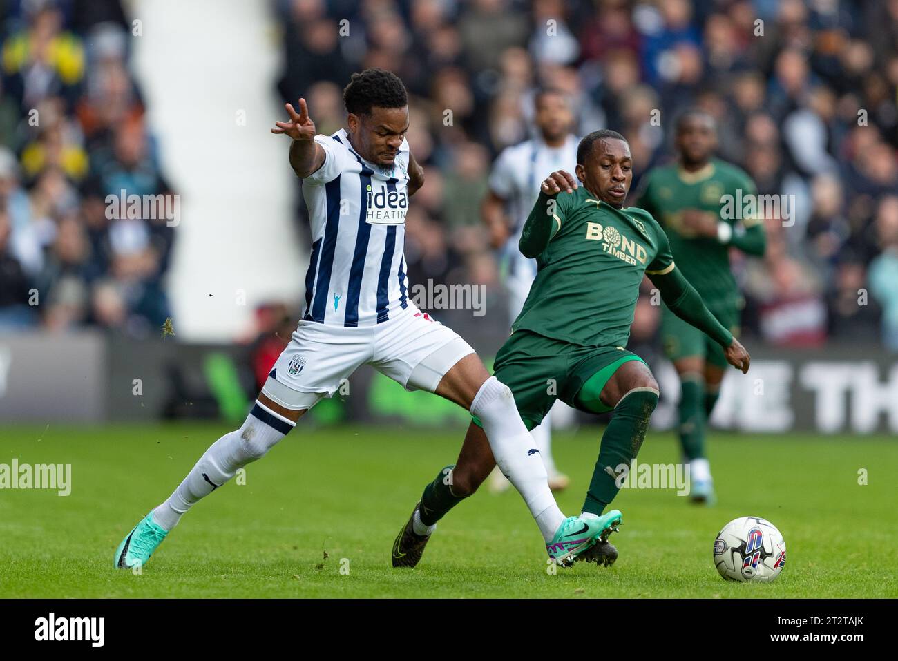 West Bromwich, UK. 21st October 2023. Grady Diangana of West Bromwich and Mickel Miller of Plymouth Argyle in action during the Sky Bet Championship match between West Bromwich Albion and Plymouth Argyle at The Hawthorns, West Bromwich on Saturday 21st October 2023. (Photo: Gustavo Pantano | MI News) Credit: MI News & Sport /Alamy Live News Stock Photo