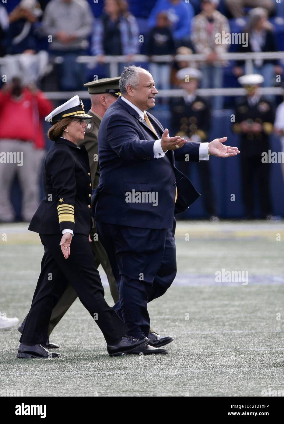 Annapolis, MD, USA. 21st Oct, 2023. Secretary of the Navy, Carlos Del Toro, and Acting Chief of Naval Operations, Admiral Lisa Franchetti, fire up the crowd before a NCAA football game between the United States Naval Academy and the United States Air Force Academy at Navy-Marine Corp Memorial Stadium in Annapolis, MD. Justin Cooper/CSM/Alamy Live News Stock Photo